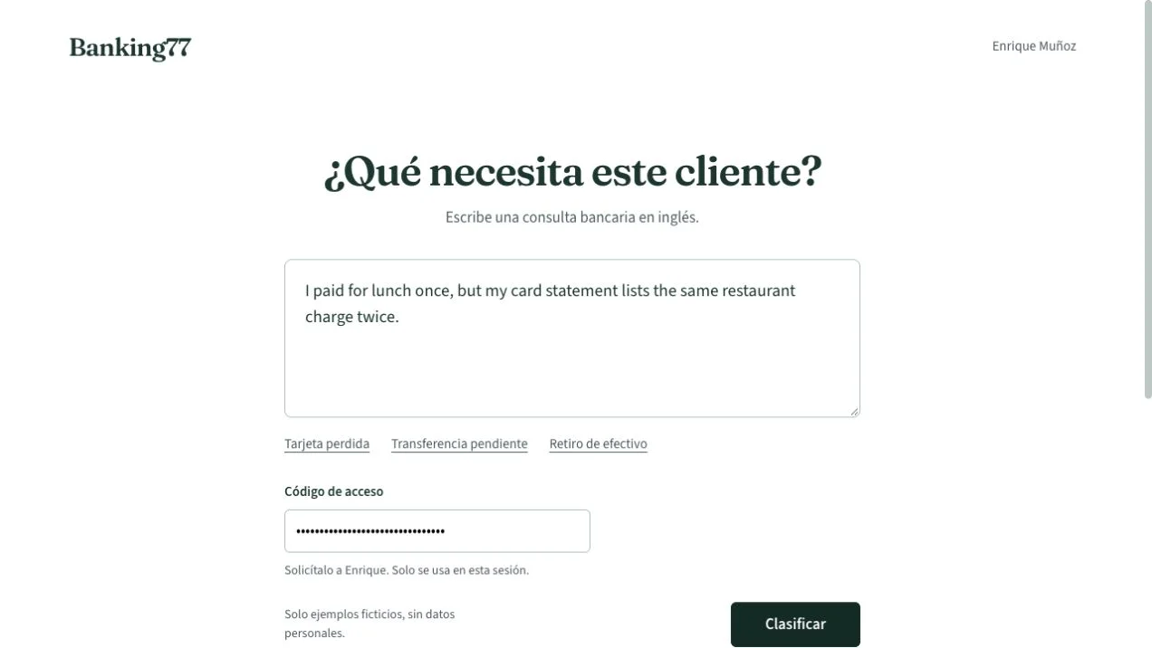 Interfaz de la demo Banking77 para clasificar consultas bancarias en inglés.
